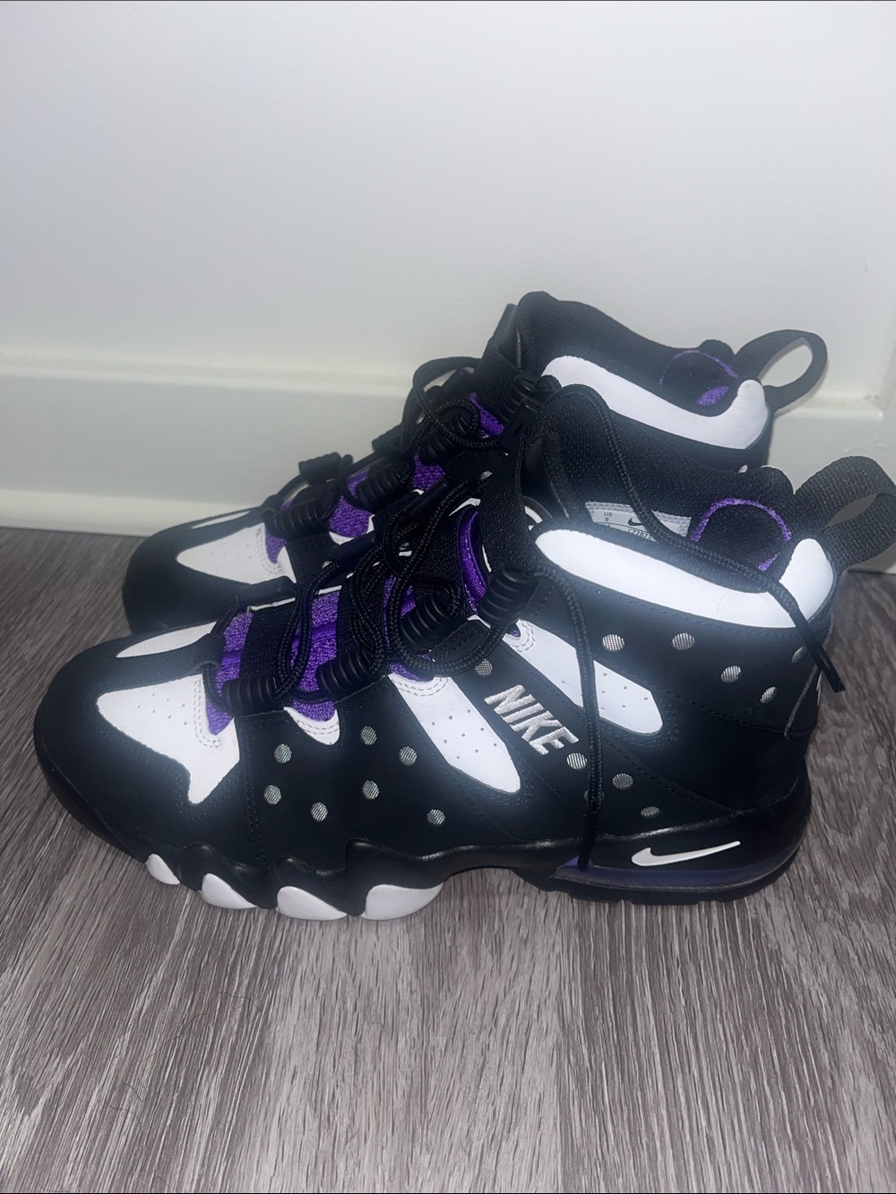 Men’s Barkley sneakers- worn once 

Black, White & Purple High-Top Sneakers